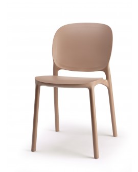 CHAISE HUG